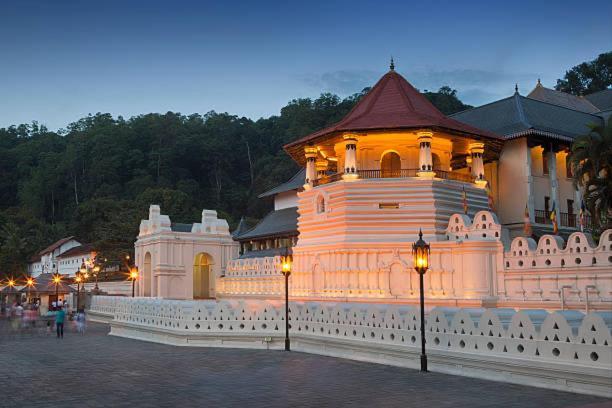Serene Home Kandy Esterno foto